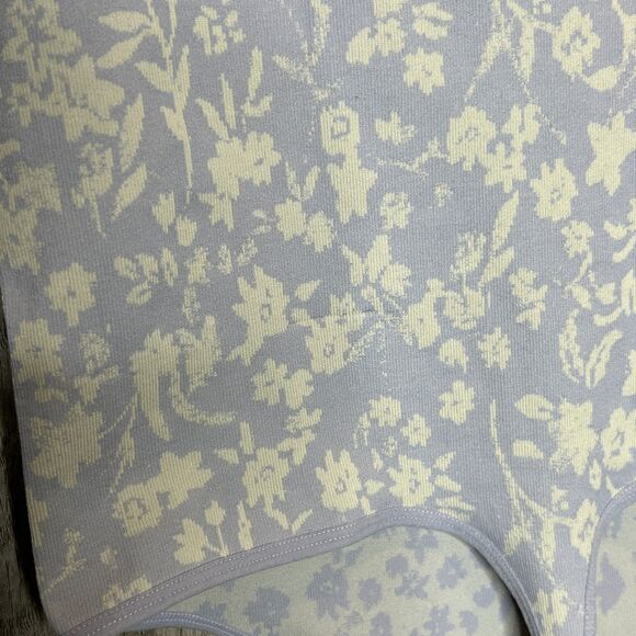 Free People Intimately Bodysuit Size M / L Floral Lavender Color - Picture 8 of 8